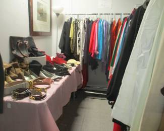 Ladies' vintage clothes