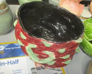 Large gllazed pottery footbath