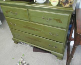 Chest of drawers