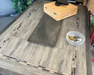 Very nice fire pit outdoor table
$250

