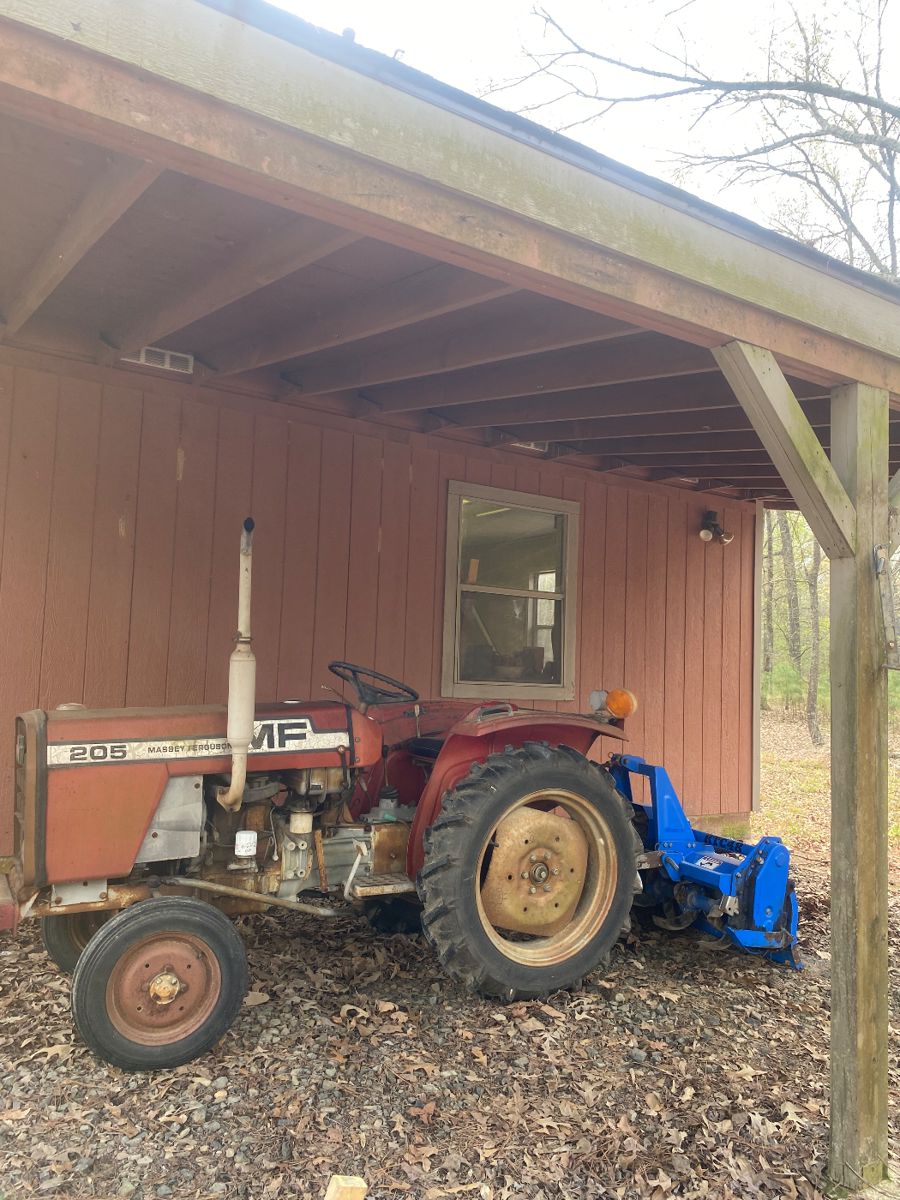 205 Massey Ferguson Tractor