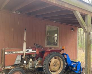 205 Massey Ferguson Tractor