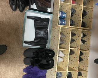Name brand shoes in good condition 