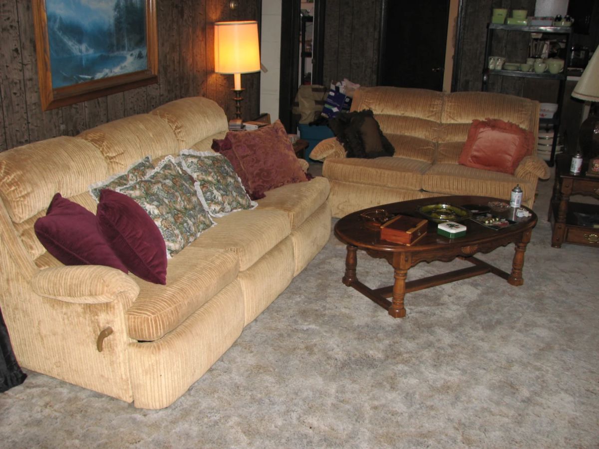 Recliner couch and matching love seat