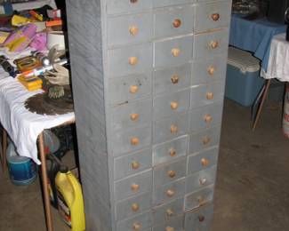 nice set of primitive drawers