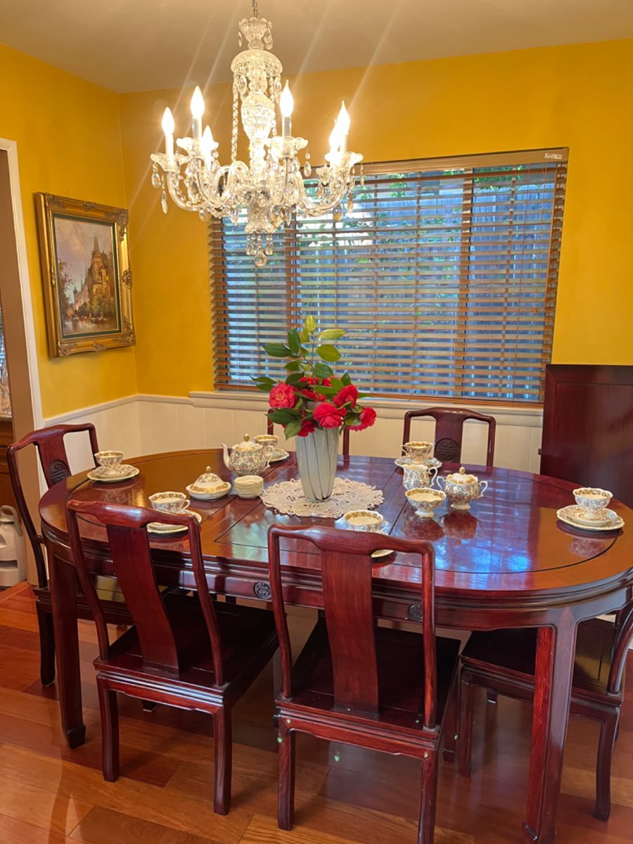 Solid Elmwood Ming Design Rosewood Finish /8 Chairs/ extra Leave