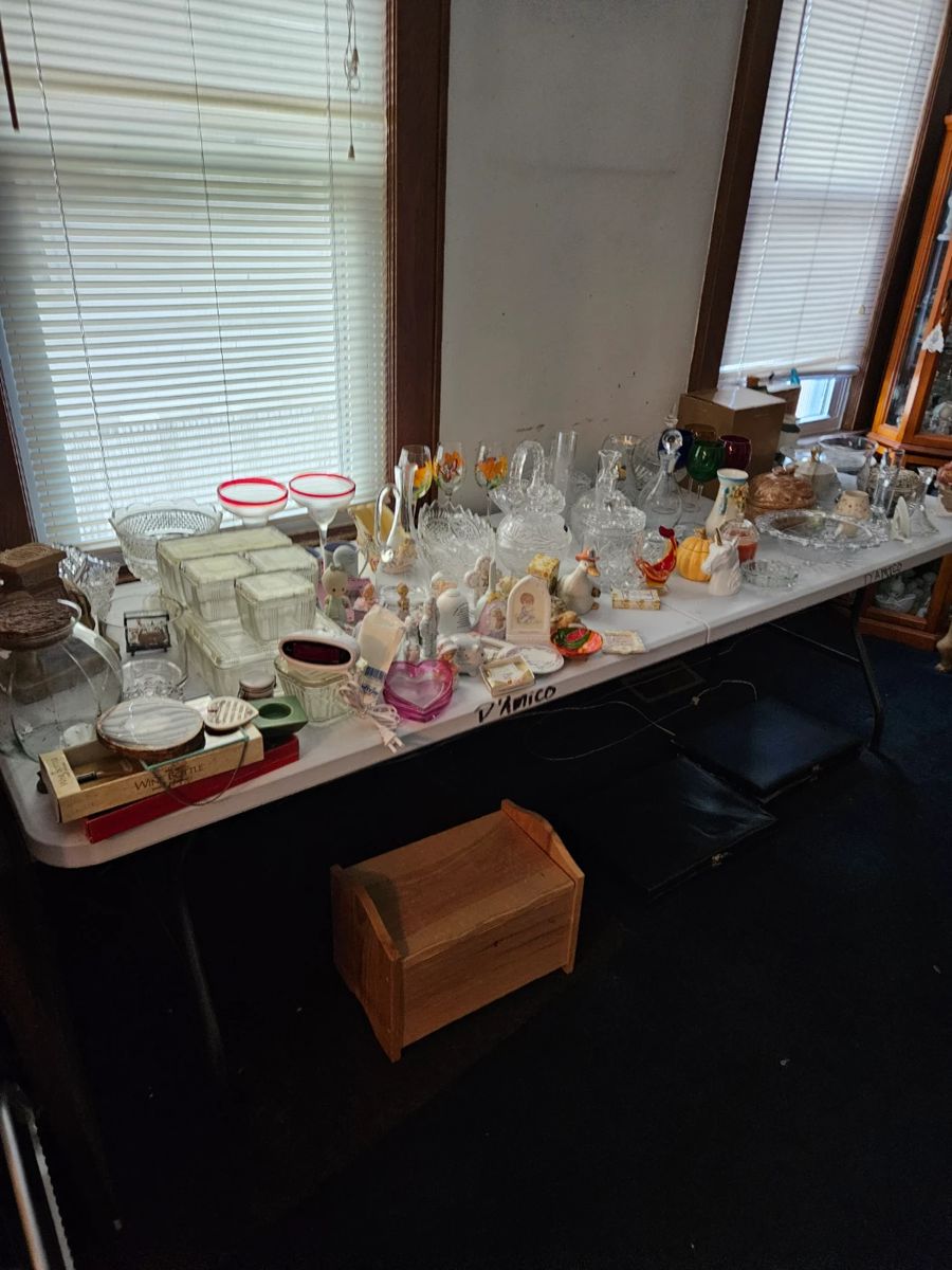 ESTATE SALE ALL PRICED TO SELL in Totowa, NJ starts on 3/24/2024