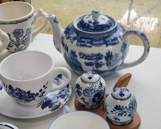 Blue white porcelain