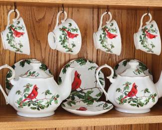 Cardinal tea set