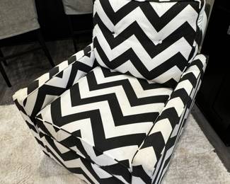 5) $385 - Upholstered side chair in black and white chevron fabric. 32" x 36" x 20". Back height is 36". Great shape.