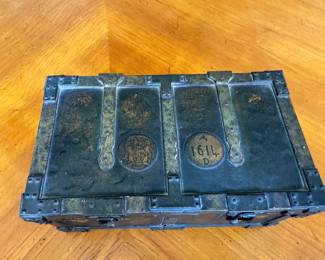 Huntley & Palmers treasure chest biscuit tin                            3.5"h x 7.5" long x 4.25"d