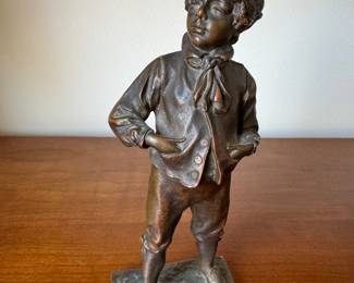 M. Lindenburg bronze  8.5"h