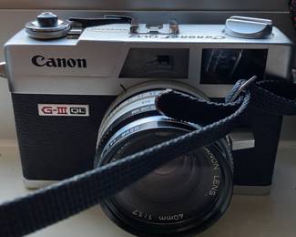 Canon G-III QL 17 camera