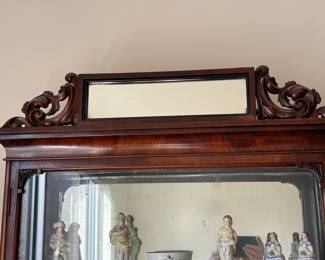 Antique English mirrored display cabinet                                        33"h x 25.5"w x 6.5"d