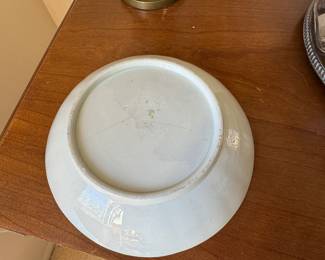 Newhall cup & saucers c.1790                                                     cup 2.5"h x 2.5" diameter