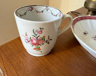 Newhall cup & saucers c.1790                                                     cup 2.5"h x 2.5" diameter