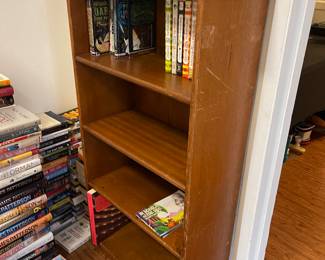 Bookcase $10