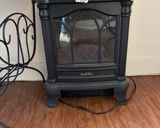 Electric mini heater $15