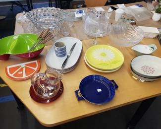 Mid-Century Kitchenware