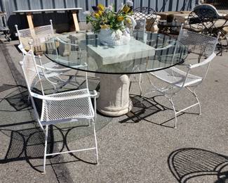 Pedestal Glass Top Round Dining Table w/ Four Classic Armchairs