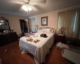 Queen size brass bed, new mattress