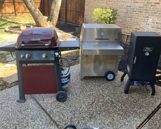 Gas Grills, Smoker.
