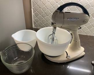 Vintage Hamilton Beach Stand Mixer