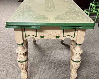 1937 porcelain table w/fold out leaves