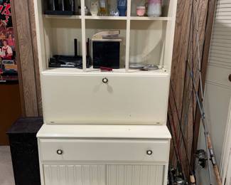 Compact bookcase and desk