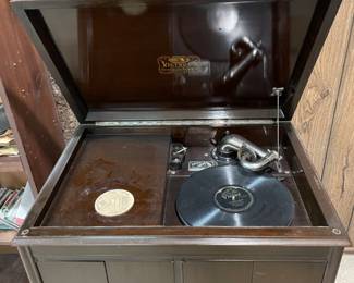 Victrola turntable