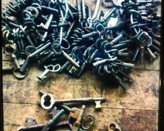 Antique keys including Skeleton & Furniture keys