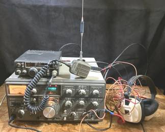 Kenwood R820 HAM Radio And Kenwood 2m FM Transceiver
