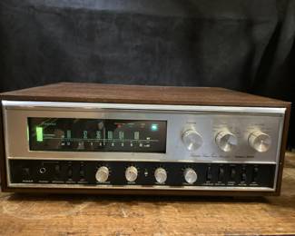 Sansui Solid State AMFM Stereo Tuner Amplifier