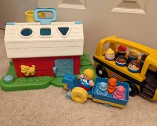 Playskool and Little Tykes barn and school bus