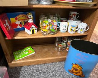 snoopy and garfield collectibles