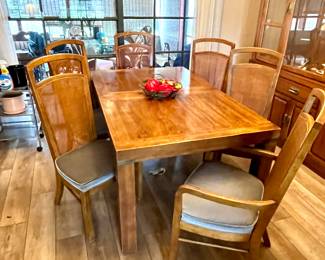 MCM Woodbriar by Drexel Dining Set