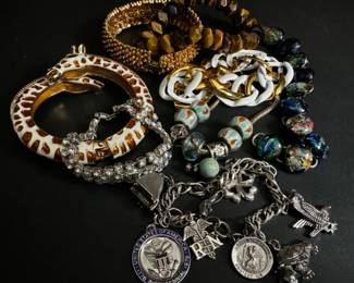 Assorted Costume Jewelry: Bracelets