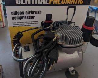Central Pneumatic Airbrush Compressor