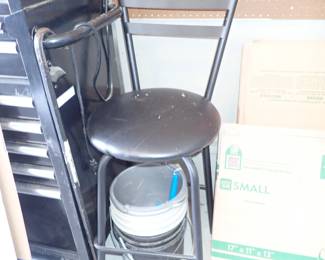CHAIR HI TOP