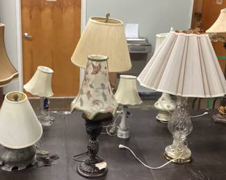 CHOICE LOT TABLE LAMPS