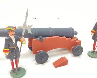 (2) SPANISH ARTILLERY GUNNERS w CANNO