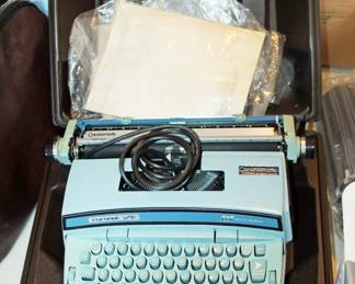 Vintage Smith Corona Portable Typewriter