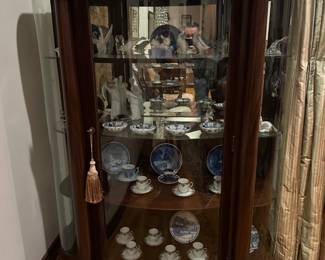 Curved glass china cabinet