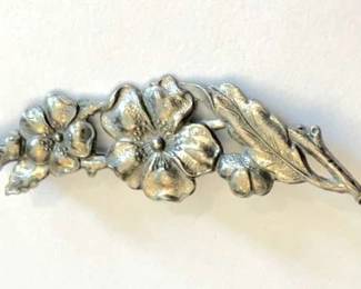 Silver Tone Floral Pin
