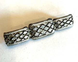 Sparkling Bar Pin

