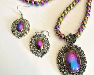 Spectacular Jewelry Ensemble
