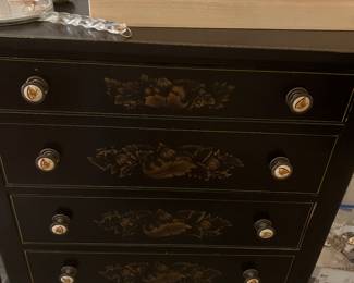 Contemporary 4 drawer dresser