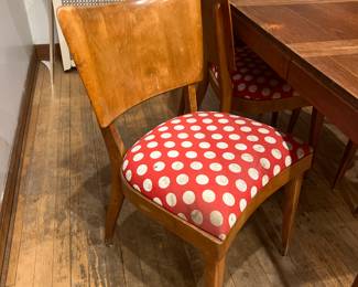 Mid century modern Heywood Wakefield Table and six Chairs