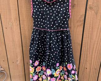 Girls dress