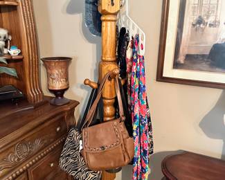 Women's Hats, Purses and Scarves